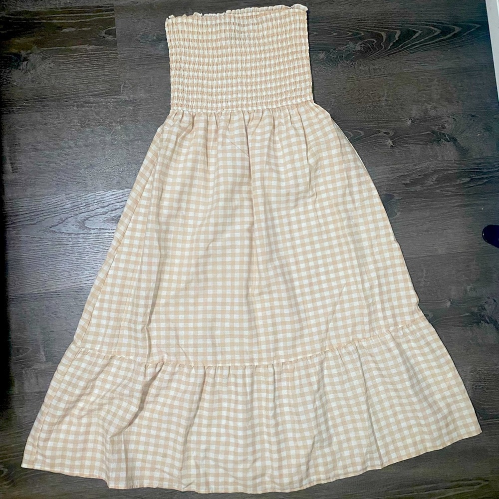 Strapless gingham tan midi dress